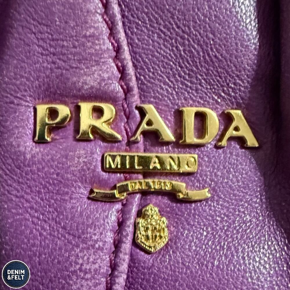 Prada‎ Purple Leather Pleated Shoulder Bag Gold Hardware Slouchy Hobo Purse Luxe - Picture 13 of 16